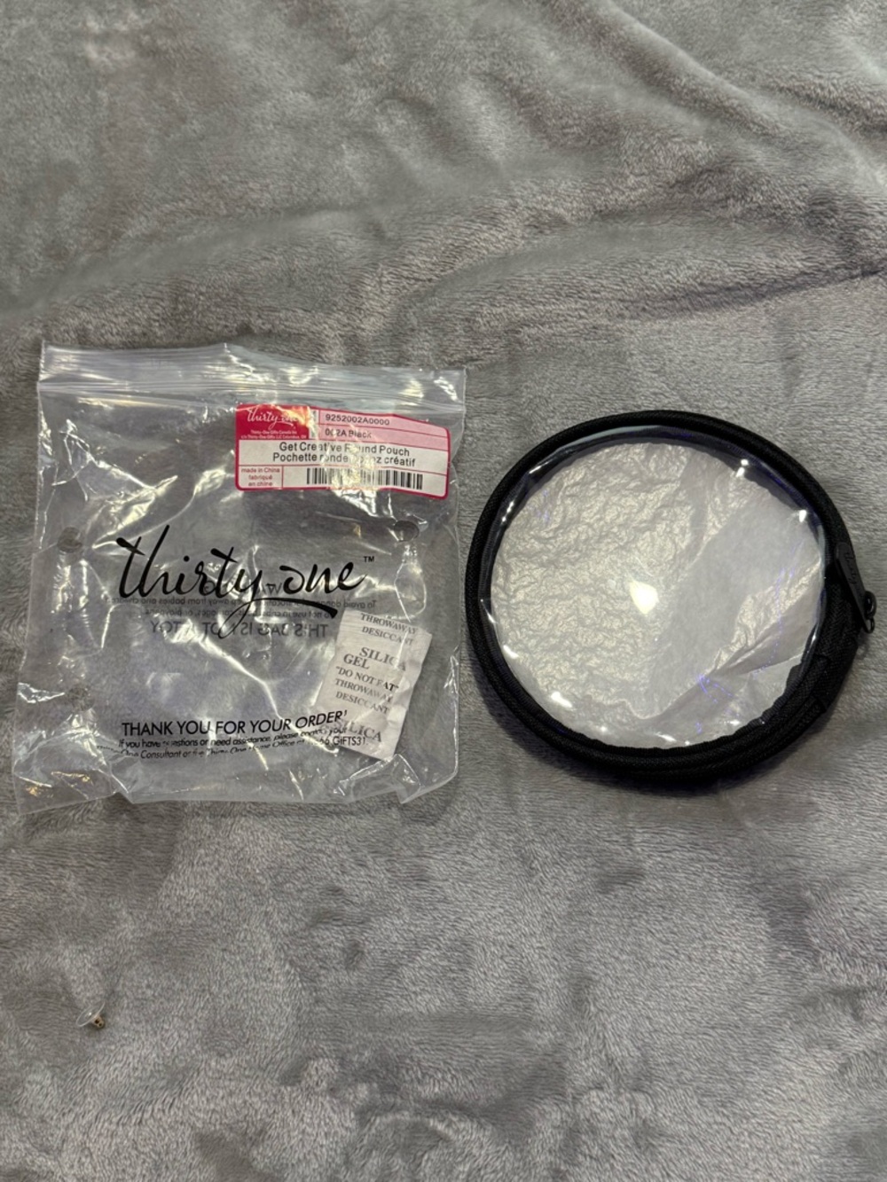 thirty-one Clear Round Pouch with Black Trim